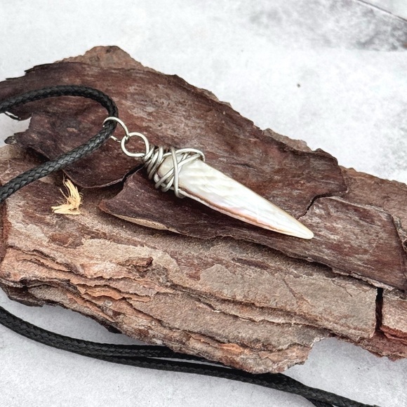 5 For $25💫Nautical Spear Sea Shell Pendant Necklace - Picture 6 of 6